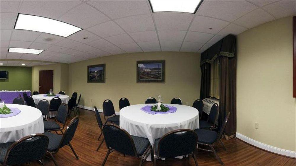 Holiday Inn Express & Suites Charlotte Arpt-Belmont By Ihg Экстерьер фото