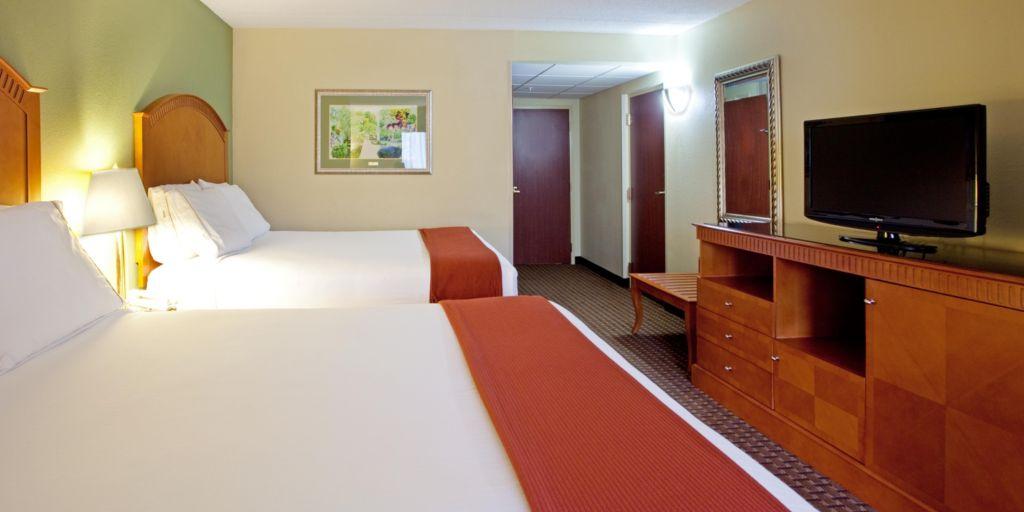 Holiday Inn Express & Suites Charlotte Arpt-Belmont By Ihg Экстерьер фото